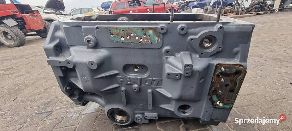 OBUDOWA TRAKTOR VALTRA S 323 VARIO ML260 Lipno