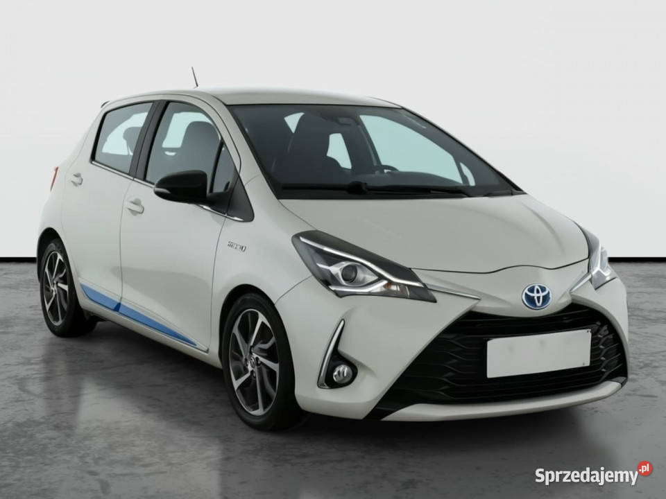 Toyota Yaris 15 Hybrid Piaseczno