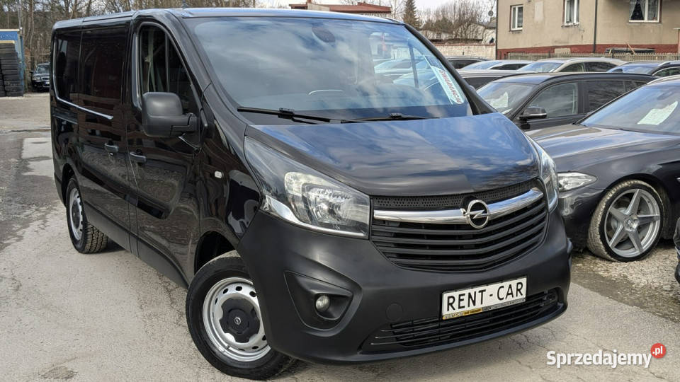 Opel Vivaro 16D145Ciężarowy BUS 3Osoby