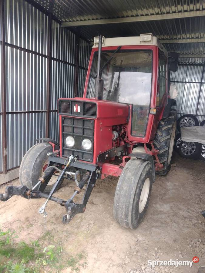 Ciągnik rolniczy International Case IHC 685 XL z lubelskie Spławy Pierwsze