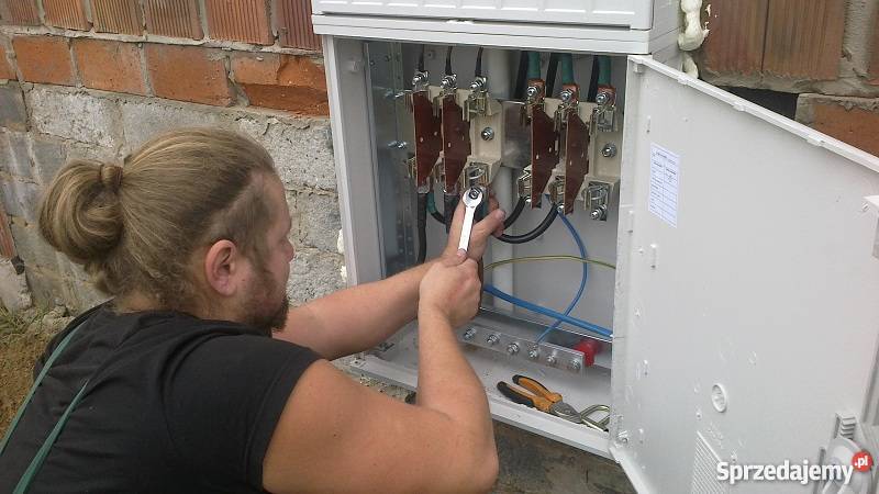 INSTALACJE ELEKTRYCZNE TELETECHNICZNE ZZ usługi budowlane