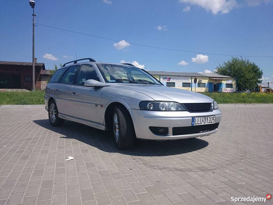 Opel Vectra B 26 v6 SRI Łuków