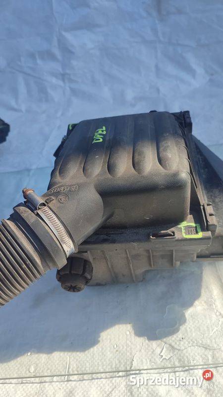 Obuduwa filtra powietrza Opel Corsa B 14L Włoszczowa