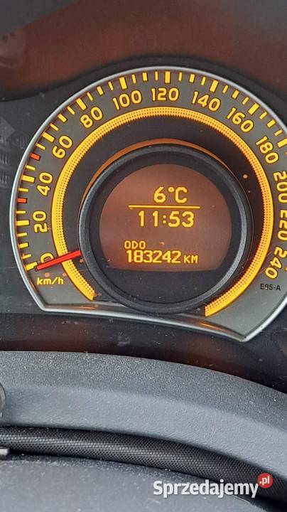 Toyota Auris 16 benzynaLPG Żółkiewka-Osada