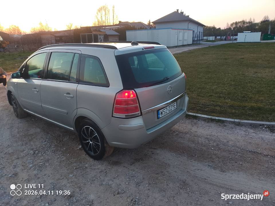 Opel Zafira B 19 mazowieckie Szydłowiec
