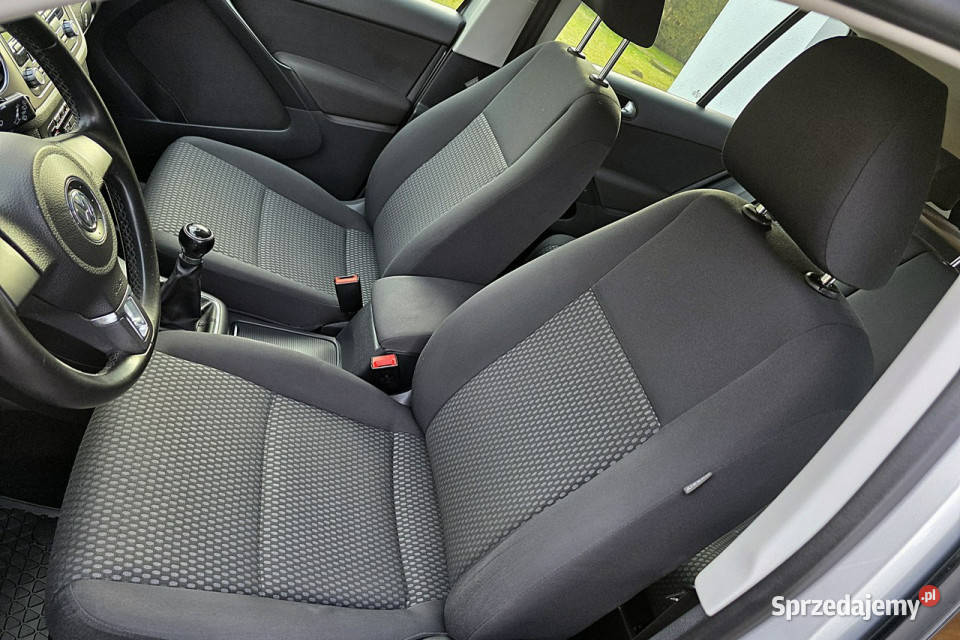 Volkswagen Tiguan Volkswagen Tiguan 14 TSI 150 I srebrny Rydułtowy