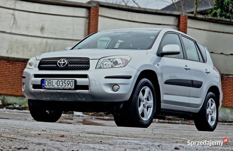 Toyota rav4 III 20 benzyna 2xalu klima Bolesławiec sprzedam