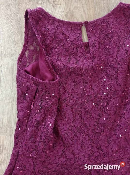 Sukienka z koronką i cekinami Spódnice i sukienki