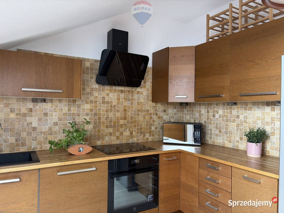 2 pokoje parking i czynsz w