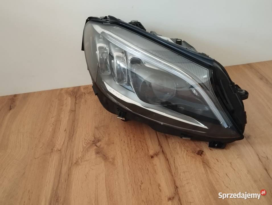 MERCEDES C W 205 LIFT Lampa Prawa Multibeam LED