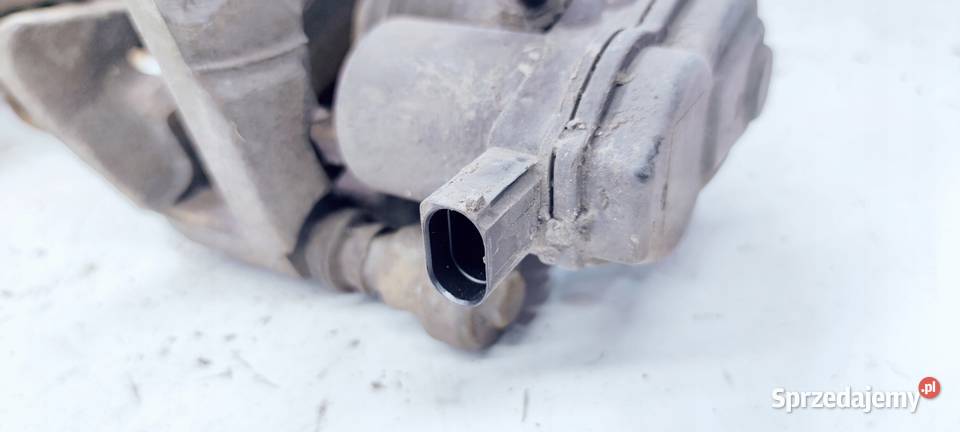 ZACISK HAMULCOWY TYŁ KOMPLET AUDI A6 C7 A7 330 Przystajń sprzedam