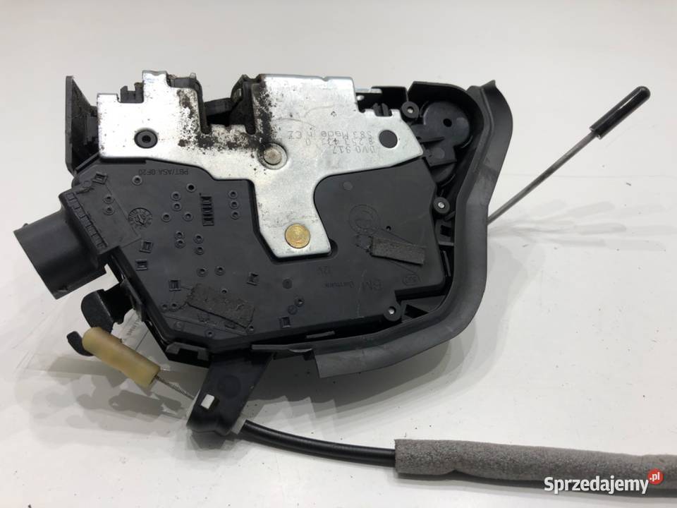 ZAMEK DRZWI LEWY PRZÓD BMW E46 Hatchback 8253431