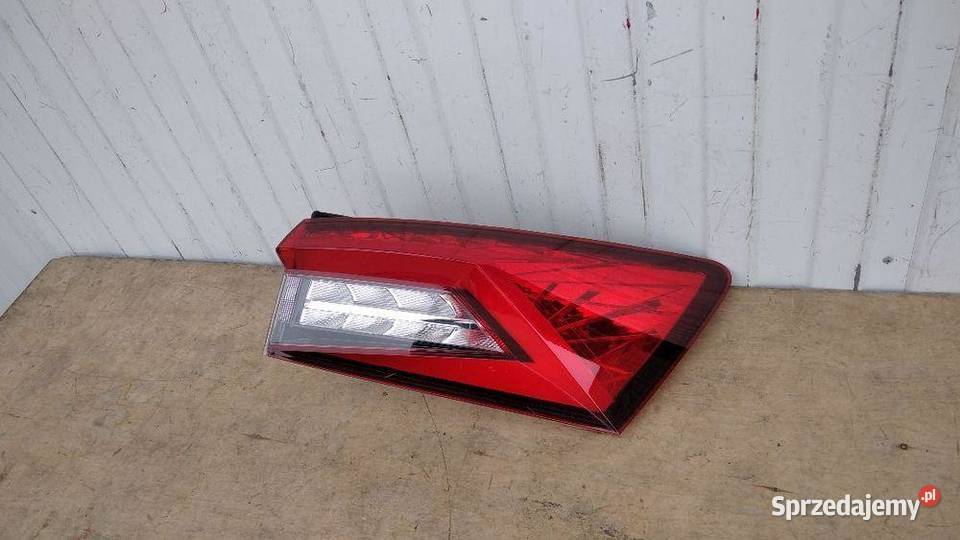 SKODA KODIAQ LED LAMPA PRAWA TYŁ Lampy przednie sprzedam