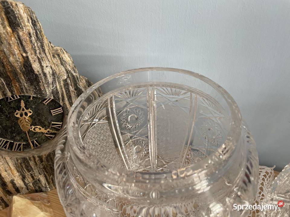 Krysztalowa duza bomboniera mat wiedenski huta Rękodzieło Jelenia Góra