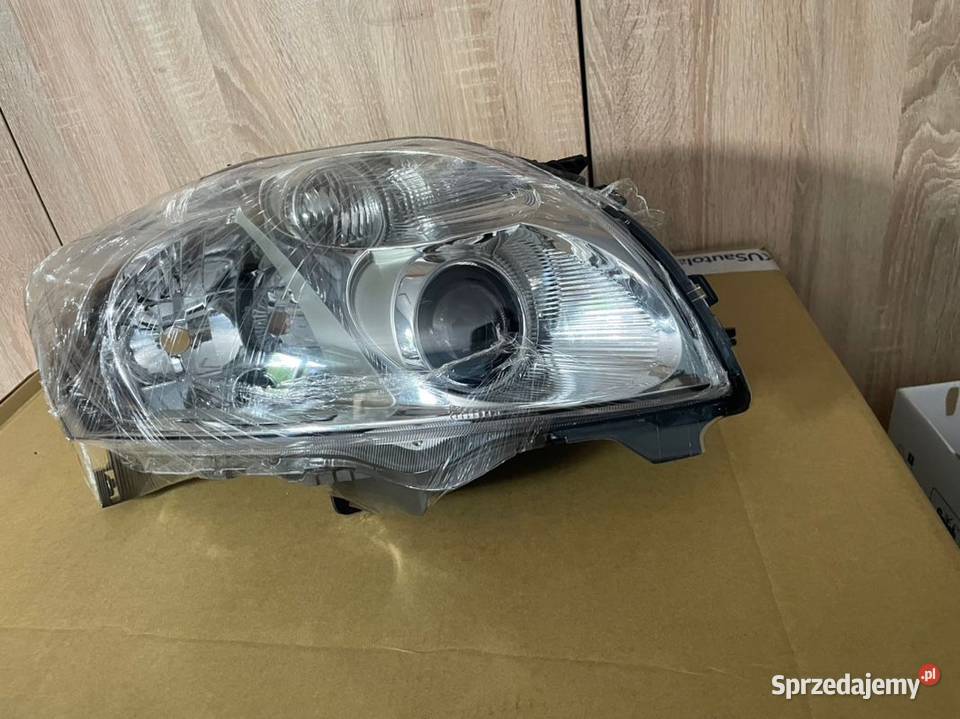 Toyota Auris I reflektor przód nowy sprzedam