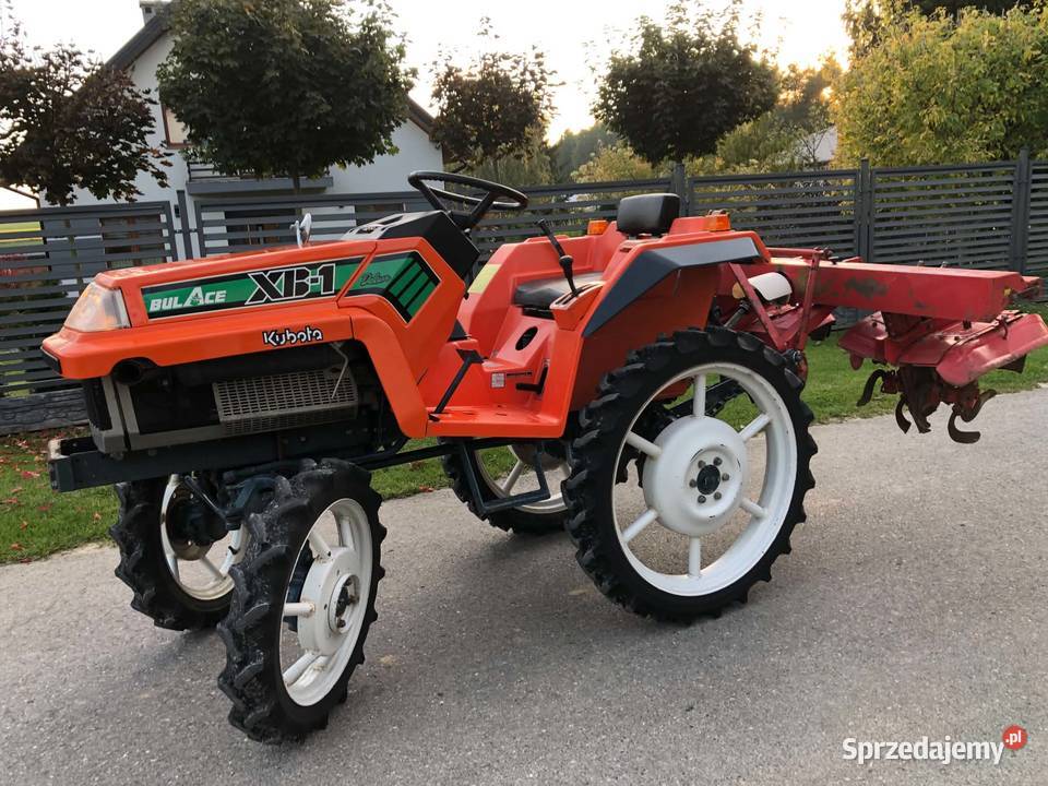 Traktorek 4x4 Kubota XB1 Japoński Traktor Kraśnik