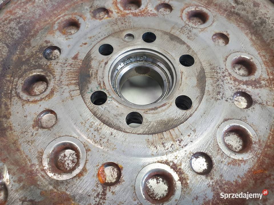 VW Passat B6 16 TDI KOŁO DWUMASOWE dwumasa Janów