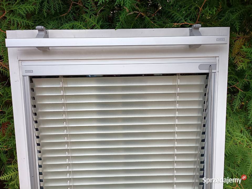 Okna dachowe Velux 70x140 używ 2 Pruszków