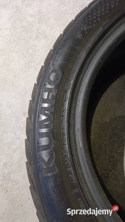 Opona zimowa Kumho WP71 25545R18 103 V