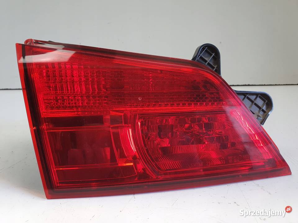 Subaru Legacy V kombi TYLNA LAMPA LEWA lewy tył Janów