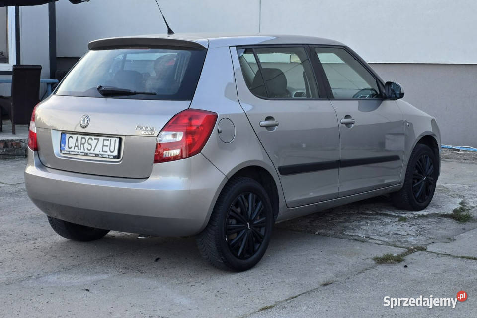 koda Fabia podgrzewane fotele tempomat niski nieuszkodzony Szczecin