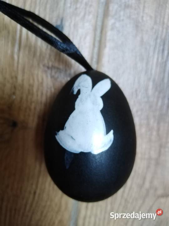 Czarno białe pisanki Nowa Karczma