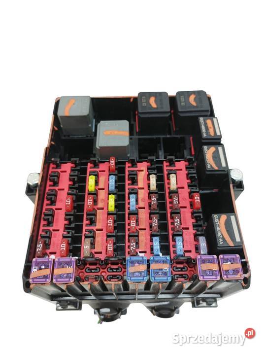 SKRZYNKA BEZPIECZNIKÓW HT1714A005JMCV 15 D 95