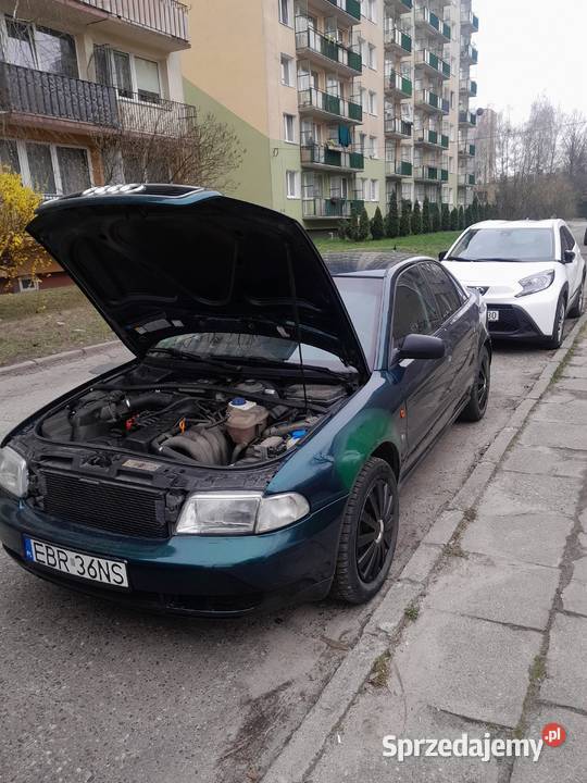 Sprzedam Audi A4 B5 w całości bądź na części 391695km Łódź sprzedam