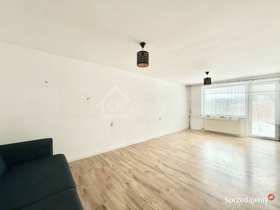 Dom z dużą działką Bławatków gm Piekoszów sprzedam