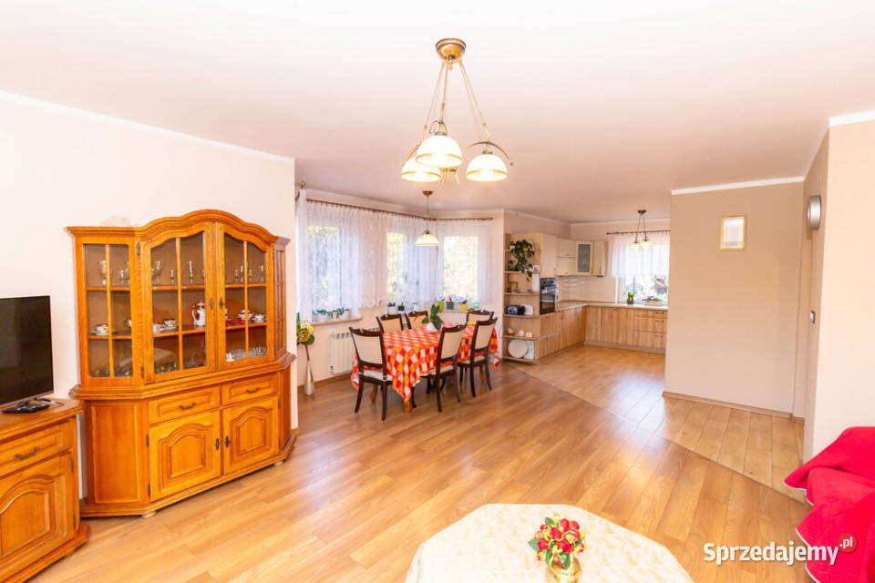 Dom 185m2 działka 878m2 Bałtowska asfalt