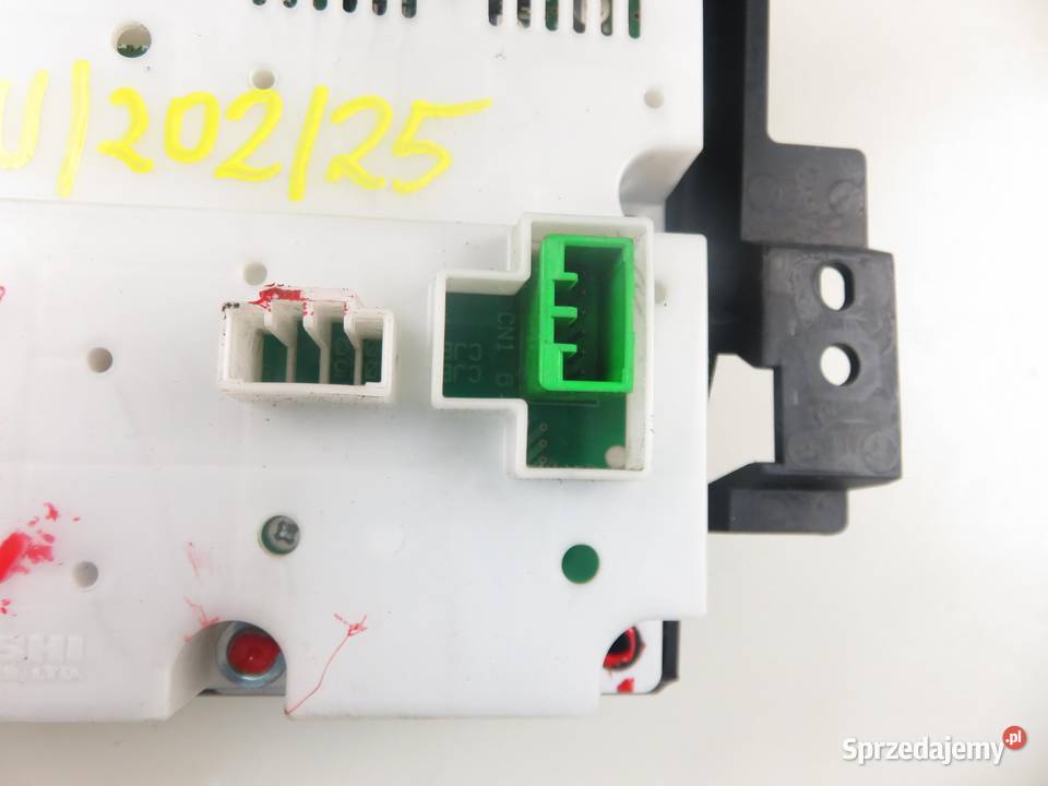 KLIMATRONIK SUZUKI GRAND VITARA II 3952079K20 Panele sterowania, przełączniki