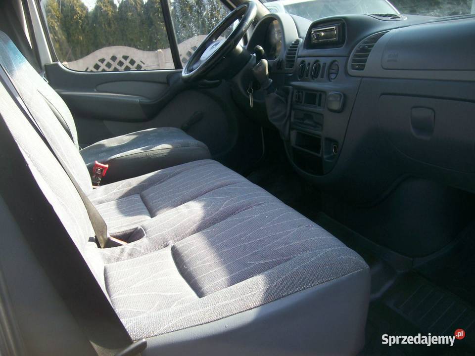 Sprinter 9 osobowy Ładny Klimatyzacja Łask