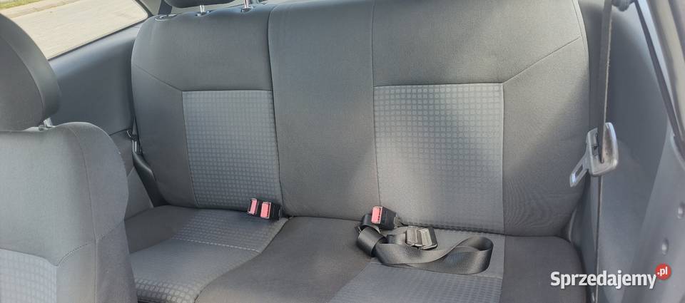 Opel corsa c 2003 10 manualna