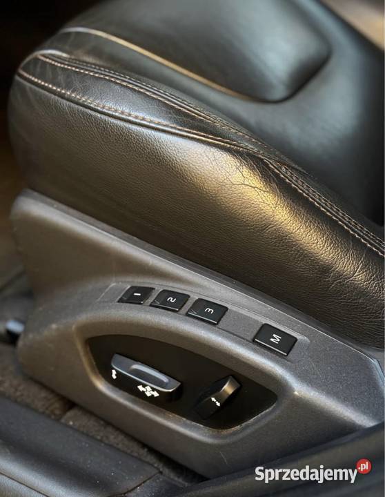 Volvo V60 Cross Country Momentum Pro sprzedam