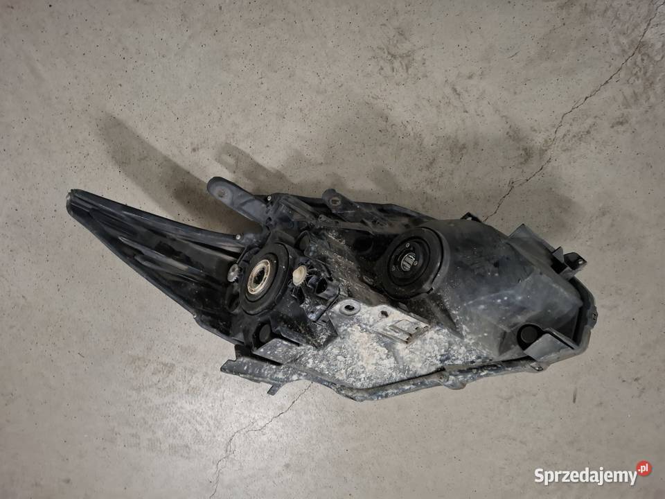 TOYOTA AURIS LAMPA LEWA lewe Części samochodowe Wrocław