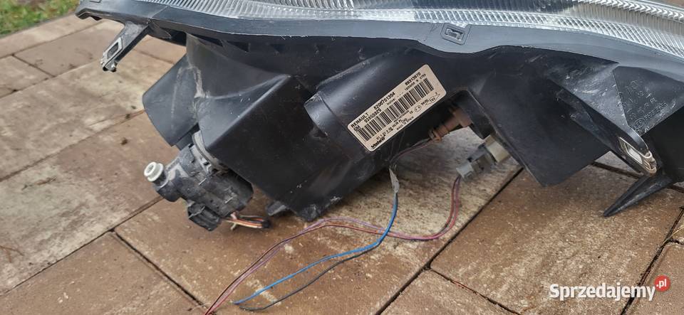 Sprzedam lampy opel vivaro lift dostawcze Narol