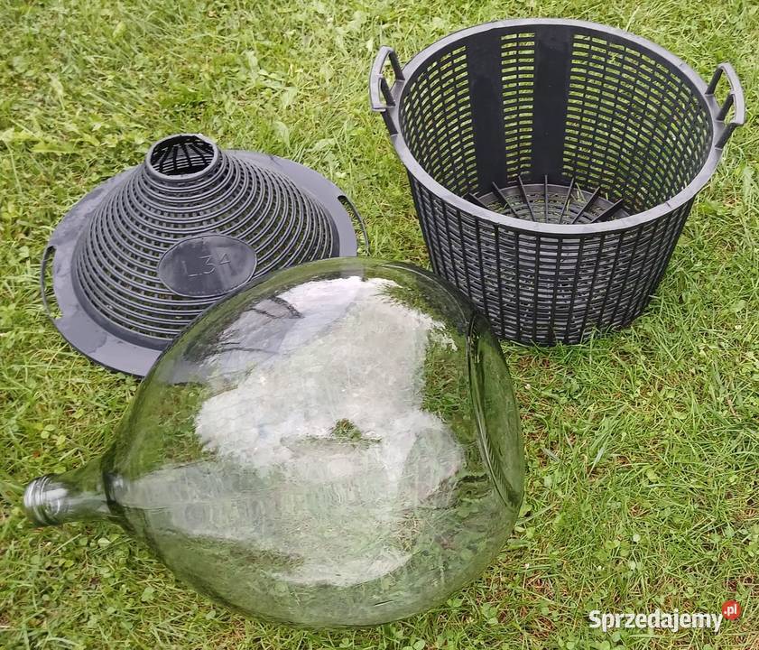 butlagąsior na wino 34 L w plastikowym koszu z Pozostałe Tarnobrzeg sprzedam
