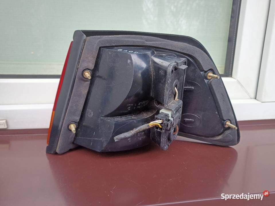 Daewoo Espero lampa tył tylna lewa w błotnik osobowe Sieradz