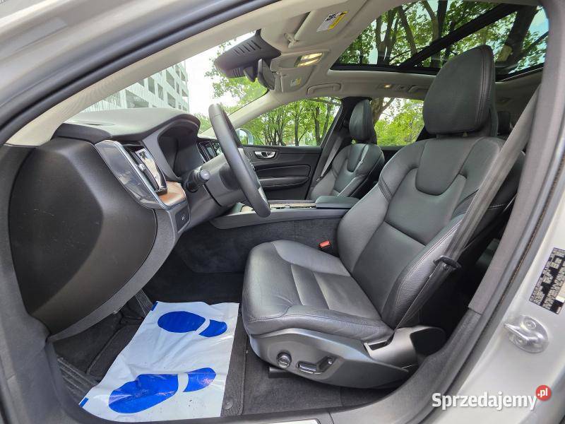 Plus Bright Theme B5 20l Mild Hybrid 250 Samochody osobowe mazowieckie Warszawa sprzedam