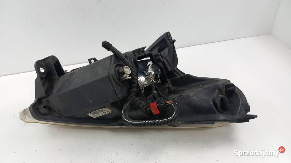 CITROEN C3 PLURIEL LAMPA PRZÓD LEWA osobowe Zbierkowo