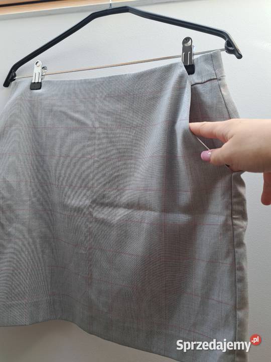Szara spódniczka RESERVED w kratkę pomorskie Trąbki Wielkie