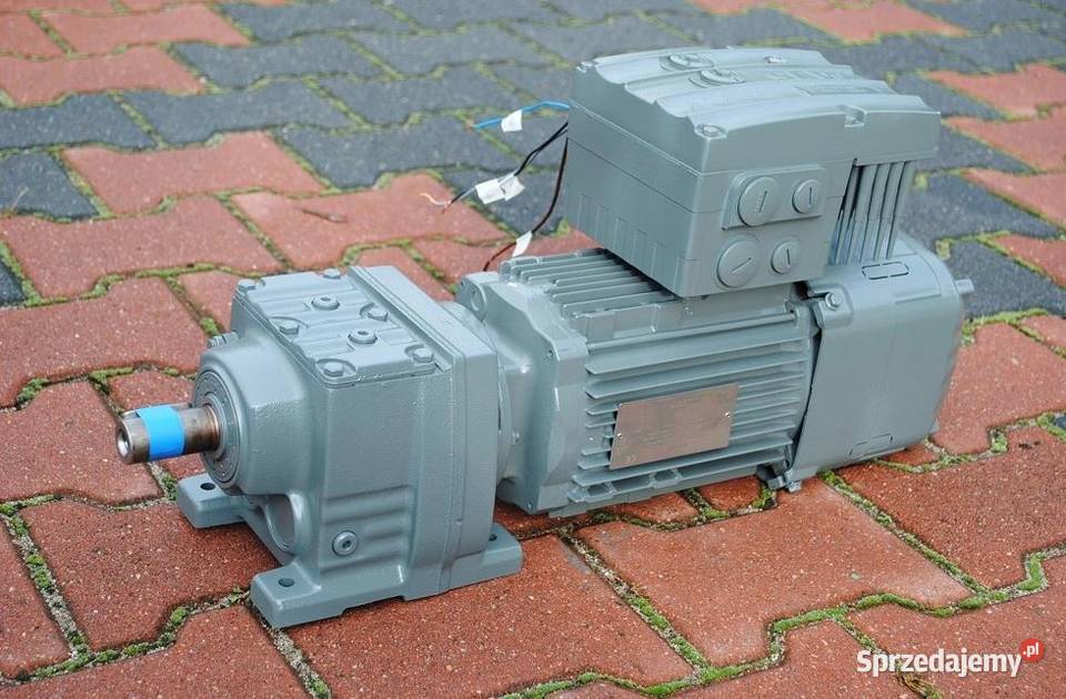 MOTOREDUKTOR 01111kw 10101obr FALOWNIK SEW Kargowa