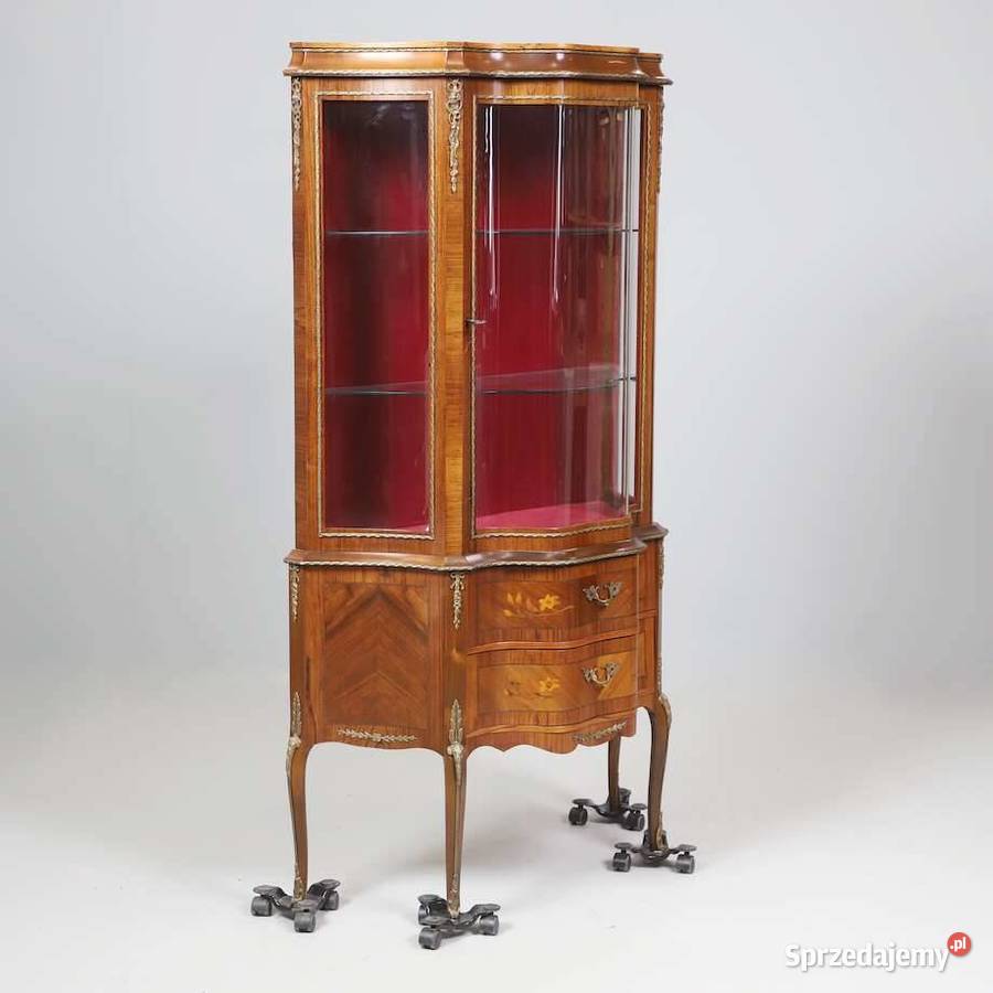 Witryna serwantka w stylu Ludwika XVI Budzyń