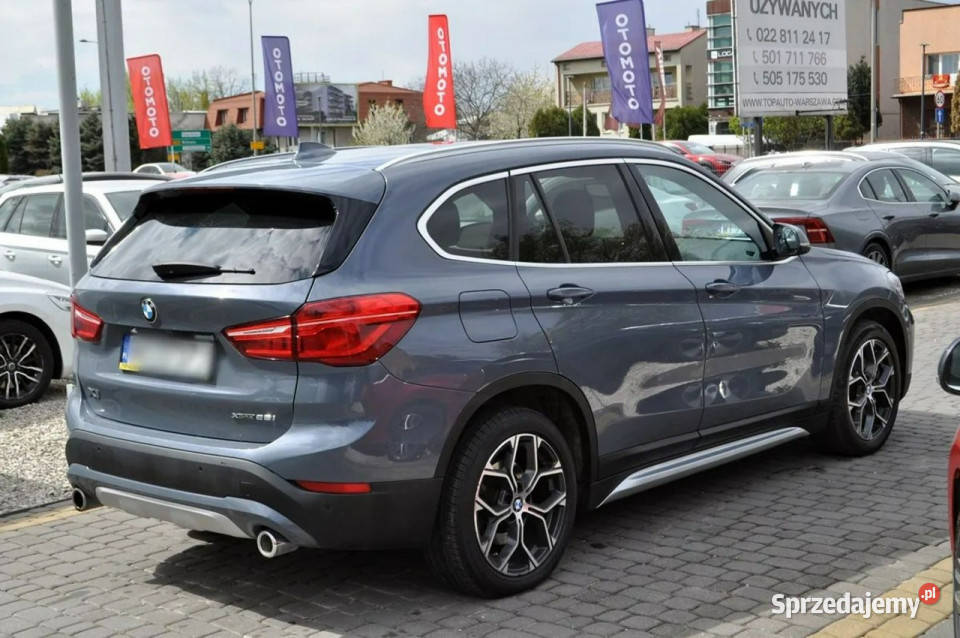 BMW X1 BMW X1 25i xDrive 4x4 231 39 Automat VAT marża Warszawa sprzedam
