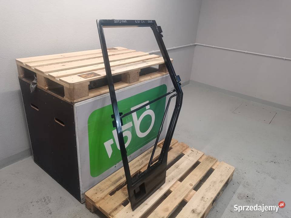 Drzwi Deutzfahr 631 DX Ramka lewa