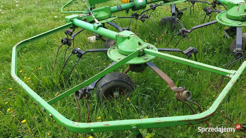 Przetrząsarka Deutz Fahr 244 składana do tyłu Zgrabiarki i przetrząsacze Biłgoraj