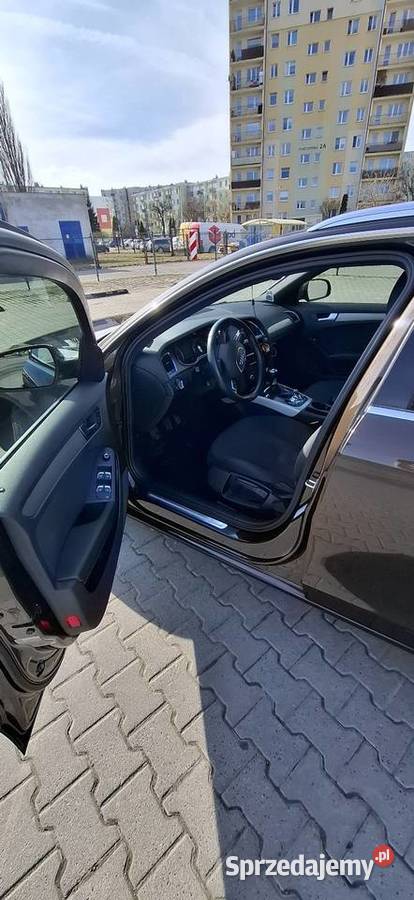 Sprzedaję Audi A4 B8 20tdi z 2013 roku nawigacja sprzedam