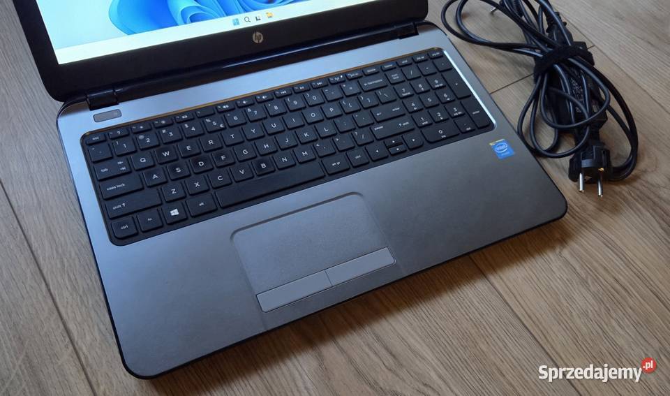 Laptop HP 250G3 Intel N2840 8GB ddr3 SSD 240GB Intel Celeron  HP/Compaq Rzeszów