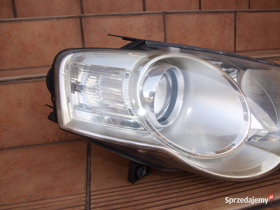 VW Passat B6 lampa prawa przód zwykła 2005 2010r Kalisz