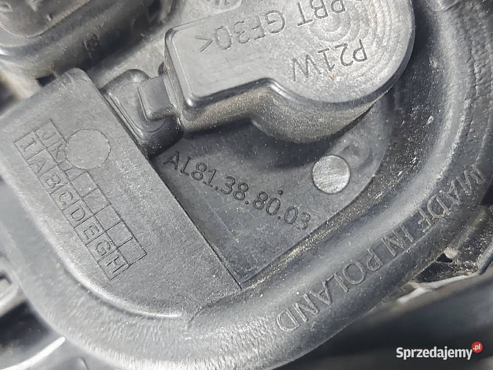 OPEL ASTRA K V lampa prawa tył 39015944 Kielce